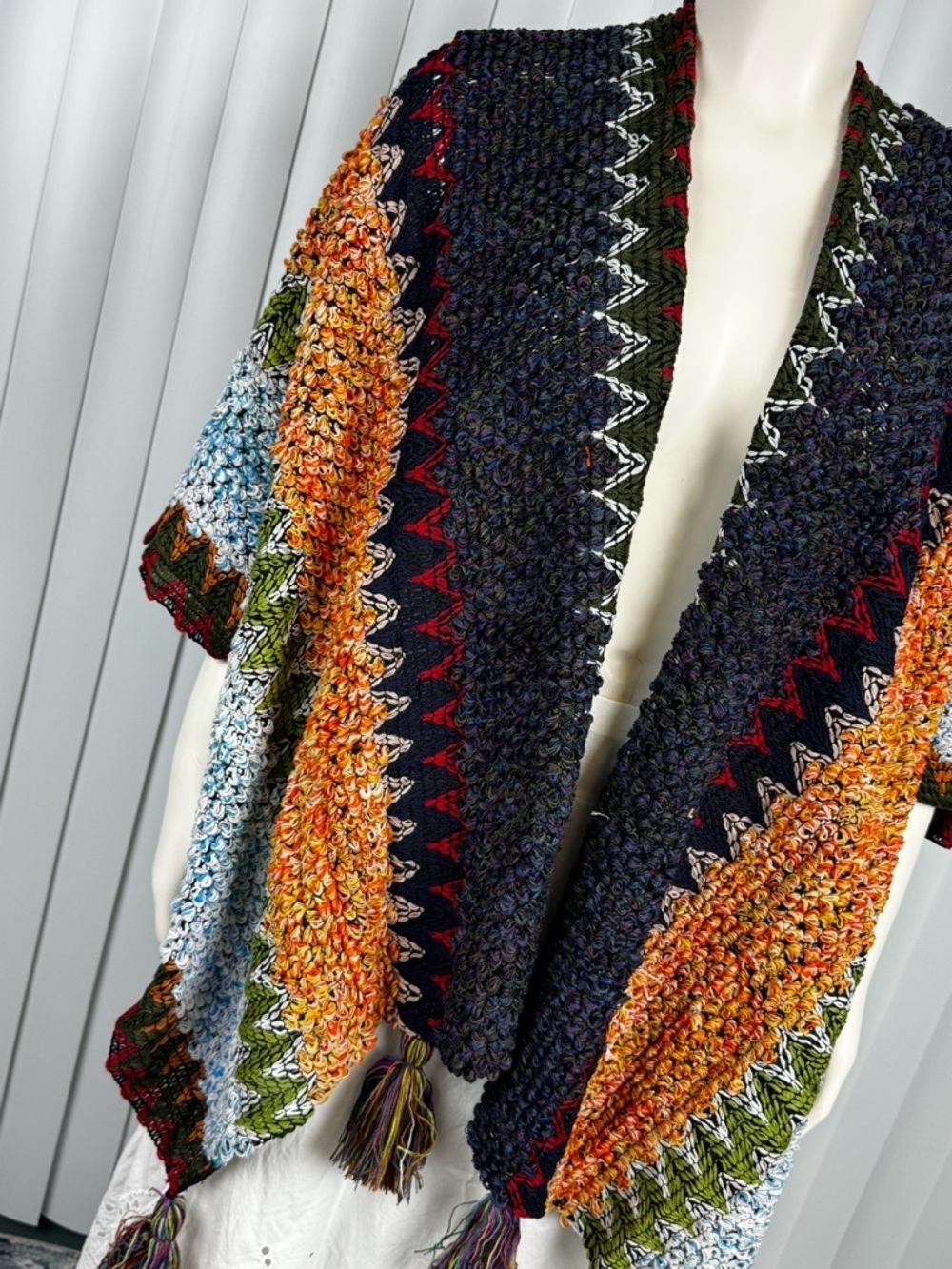 Colorful Crochet Patterned Ruana Shawl – Boho Tassel Wrap – NWOT - Picture 7 of 9